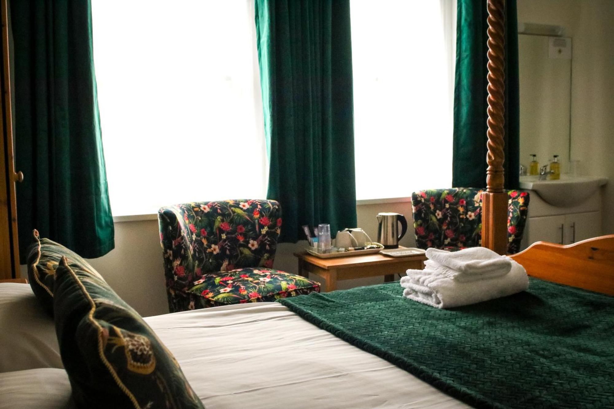 مينهيد Waverley B & B المظهر الخارجي الصورة